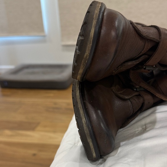 Steve Madden Dark Brown Lace-Up Leather Boots - Picture 8 of 8